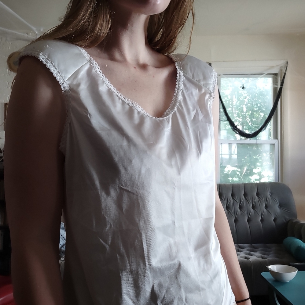 Vintage satin shirt with trim and shoulder pads! - Picture 6 of 6